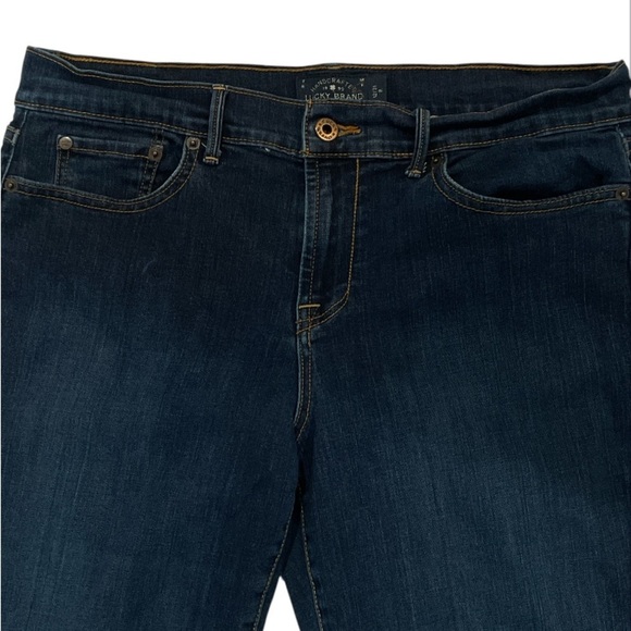 Lucky Brand Sweet’N Low Flare Leg Dark wash Stretch Denim Jeans 12/31 R - Picture 2 of 5
